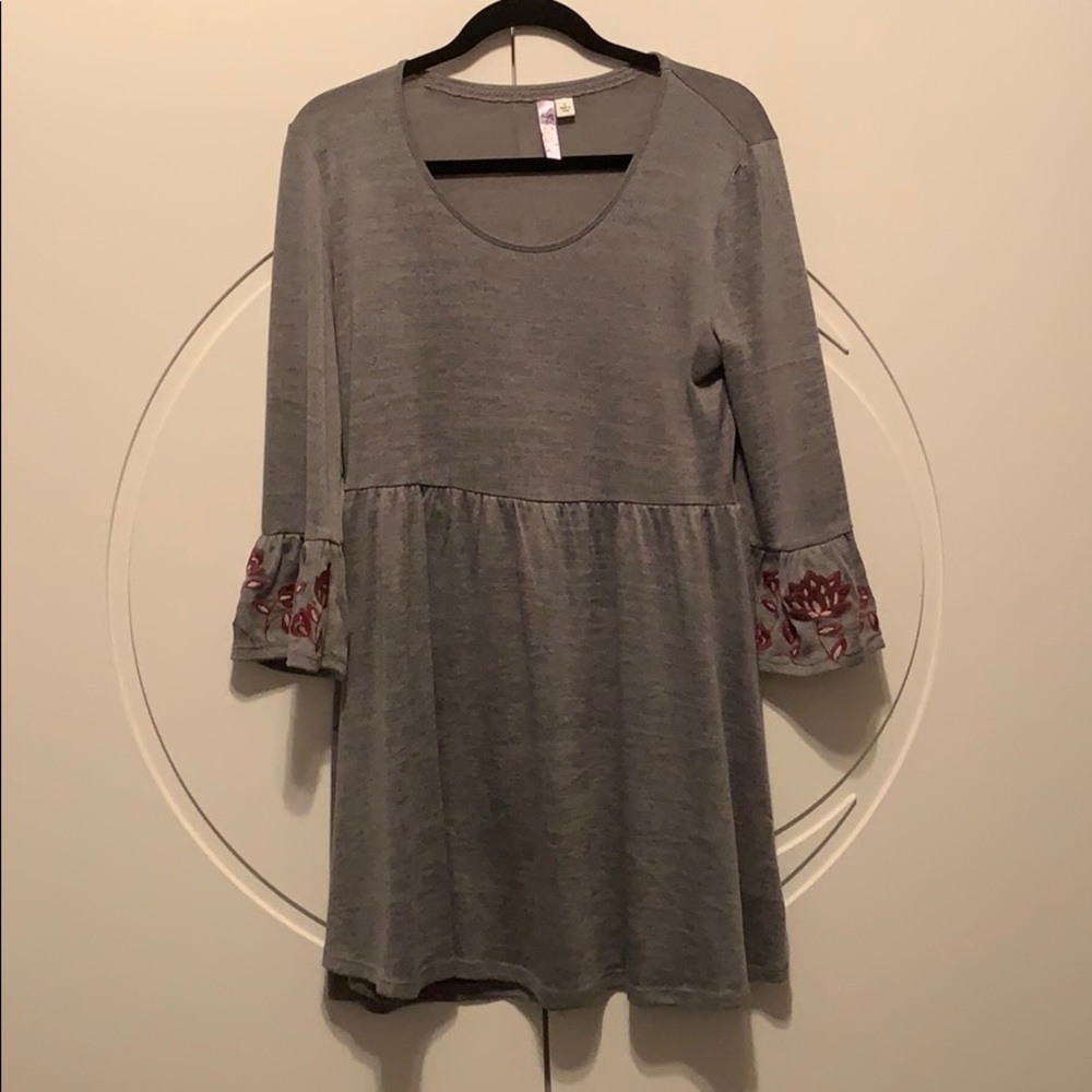 Alya Bell Sleeve Dress